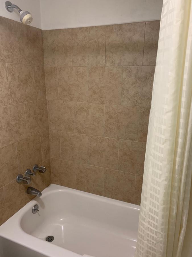 Baton Rouge West Inn Порт Алън Екстериор снимка