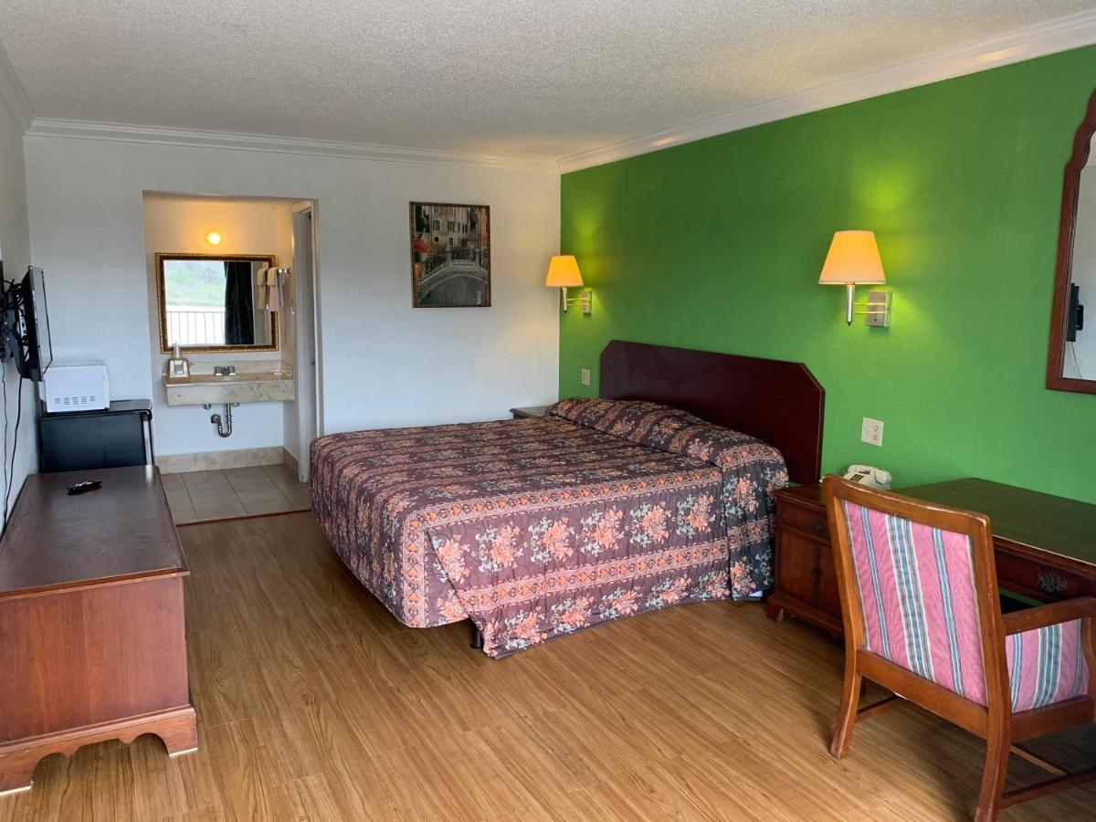 Baton Rouge West Inn Порт Алън Екстериор снимка